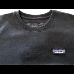 Heavy black Patagonia sweatshirt